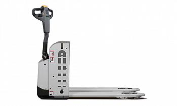 Паллетоперевозчик сопровождаемый